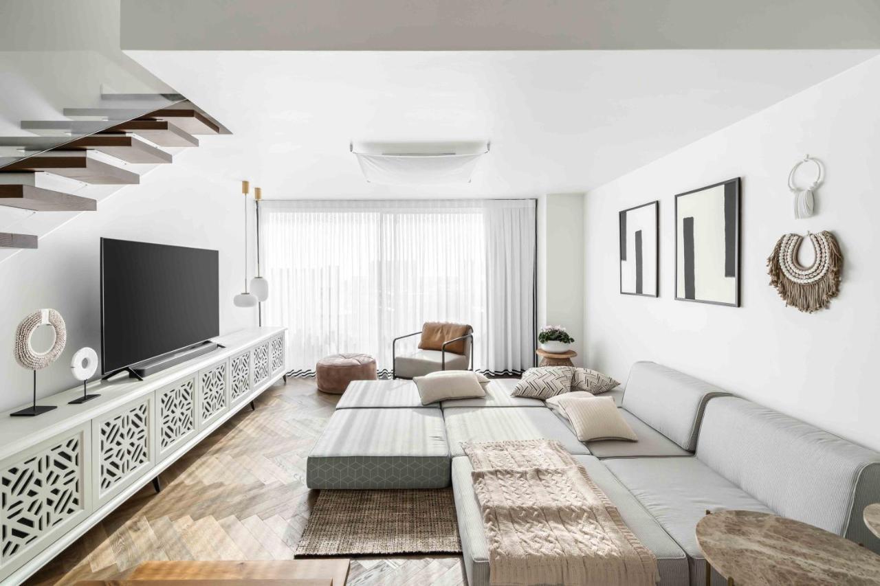 Elegant Duplex With Parking By Beachfront Stay Herzelia Εξωτερικό φωτογραφία
