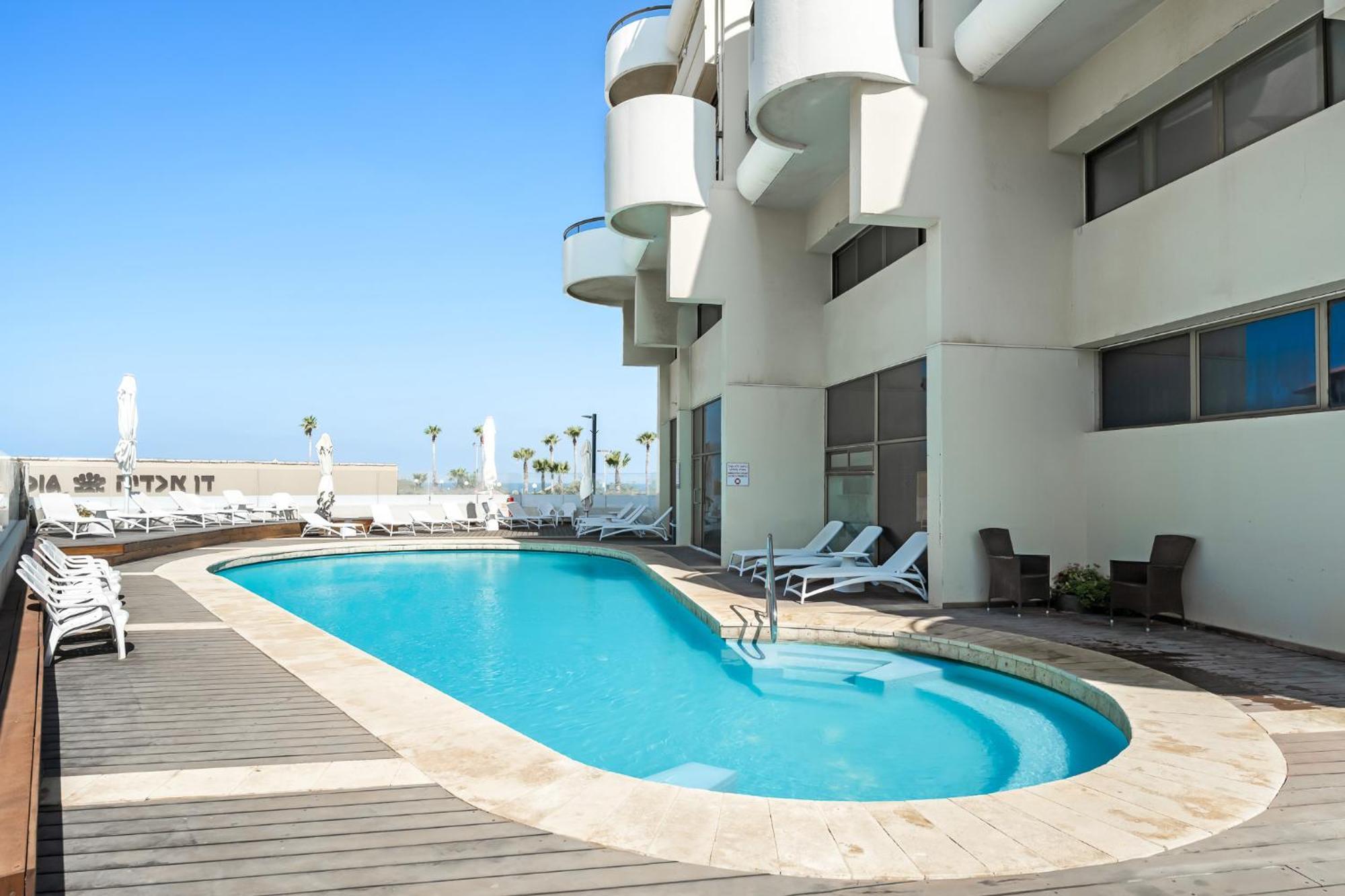 Elegant Duplex With Parking By Beachfront Stay Herzelia Εξωτερικό φωτογραφία